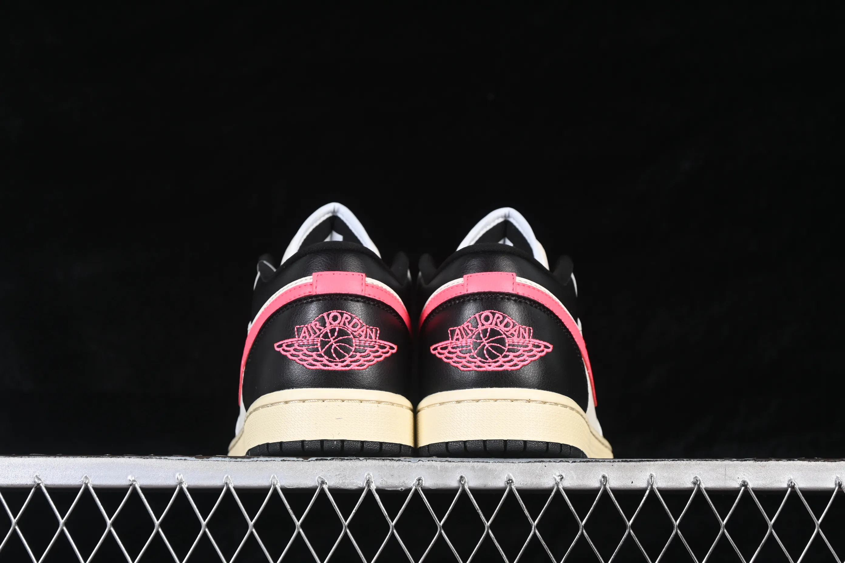 All categories Air Jordan Jordan series basketball shoes Air Jordan 1 Low Air Jordan 1 Low AJ1 Joe 1 meter white black red low-top cultural casual sneakers DC0774-107